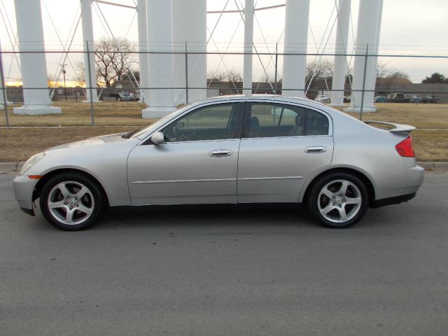 Infiniti G35 2003 photo 3