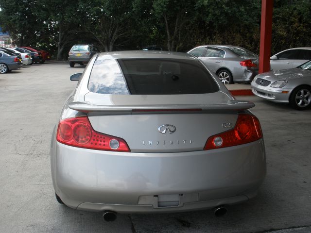 Infiniti G35 2003 photo 4