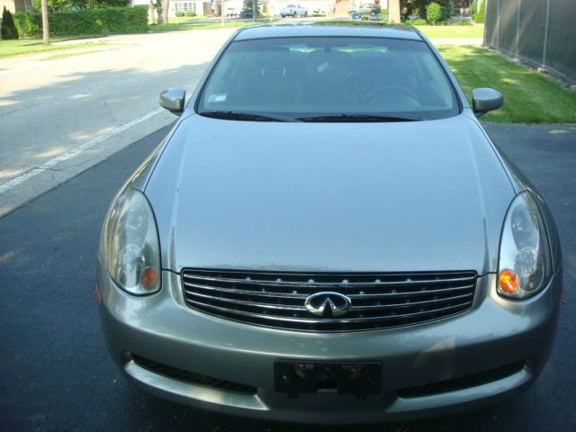 Infiniti G35 2003 photo 2