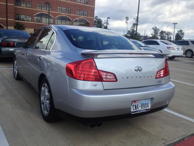 Infiniti G35 2003 photo 2