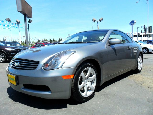 Infiniti G35 2003 photo 10