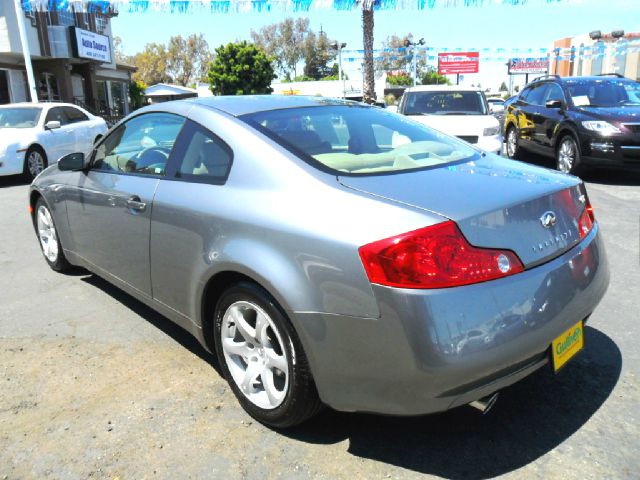 Infiniti G35 2003 photo 4