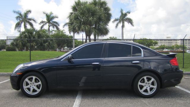 Infiniti G35 2003 photo 3