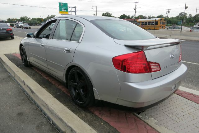 Infiniti G35 2003 photo 3