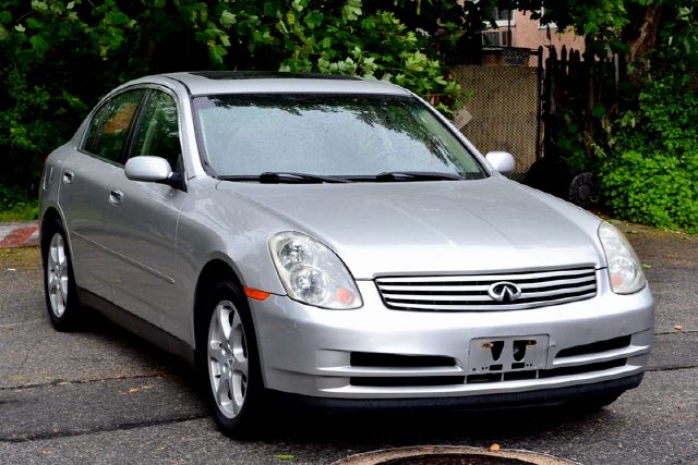 Infiniti G35 2003 photo 17