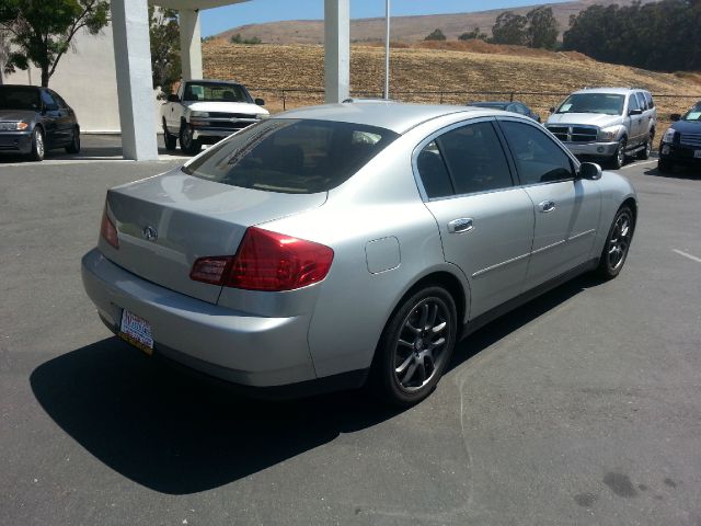 Infiniti G35 2003 photo 1