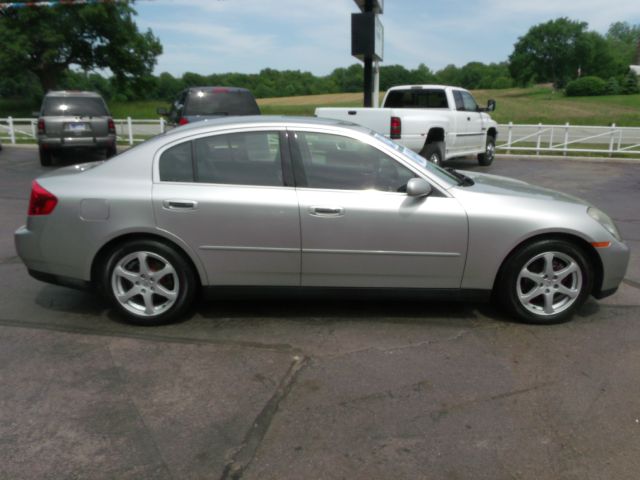 Infiniti G35 2003 photo 14