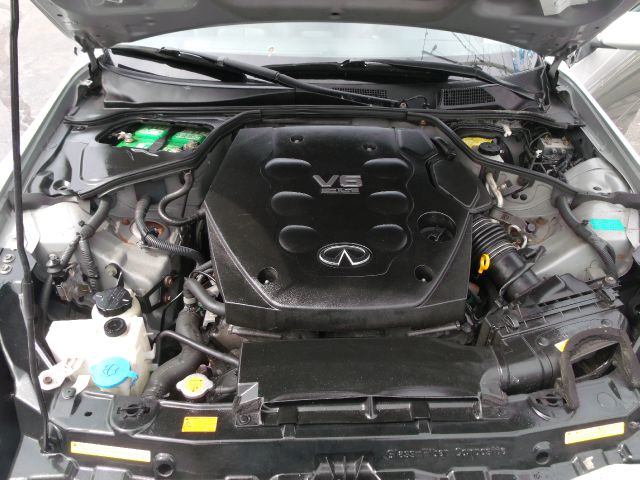 Infiniti G35 2003 photo 4