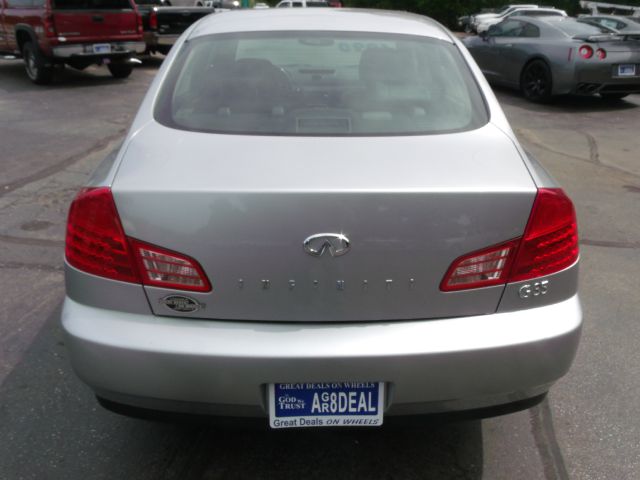 Infiniti G35 2003 photo 9