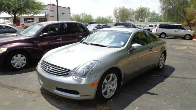 Infiniti G35 XB - ONE Owner Coupe