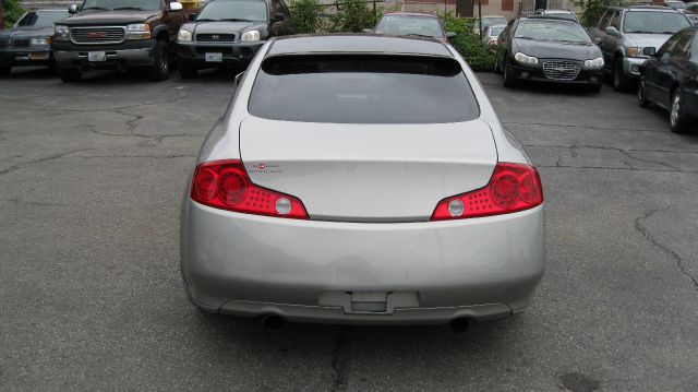 Infiniti G35 XB - ONE Owner Coupe