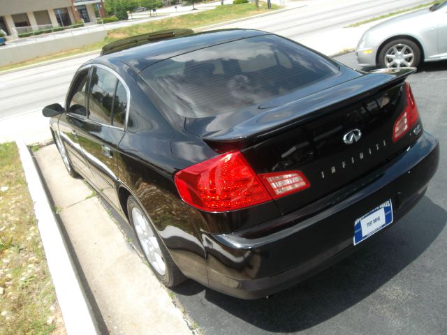 Infiniti G35 2003 photo 14