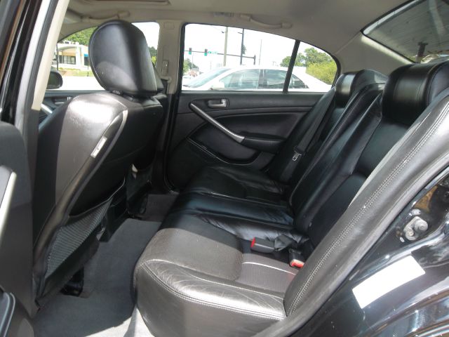 Infiniti G35 2003 photo 15