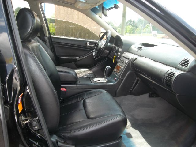 Infiniti G35 2003 photo 17