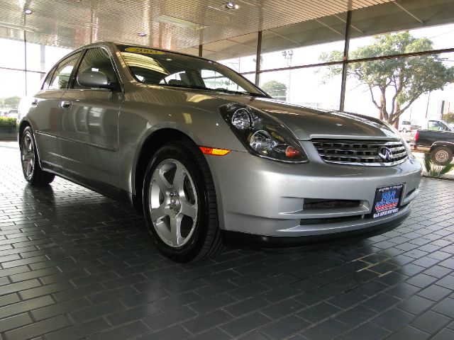 Infiniti G35 2003 photo 12