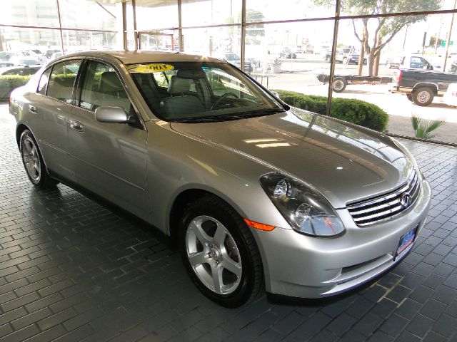 Infiniti G35 2003 photo 29