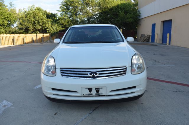 Infiniti G35 2003 photo 4