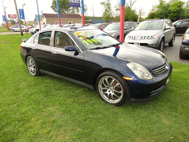 Infiniti G35 2003 photo 2