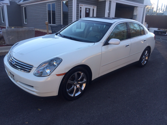 Infiniti G35 2003 photo 4