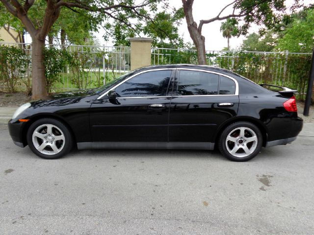 Infiniti G35 2003 photo 1