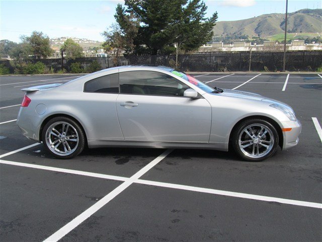 Infiniti G35 2003 photo 3