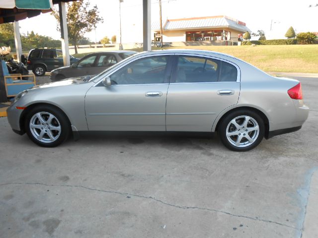 Infiniti G35 2003 photo 4