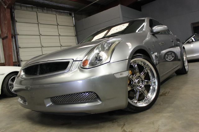 Infiniti G35 2003 photo 8