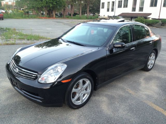 Infiniti G35 2003 photo 3