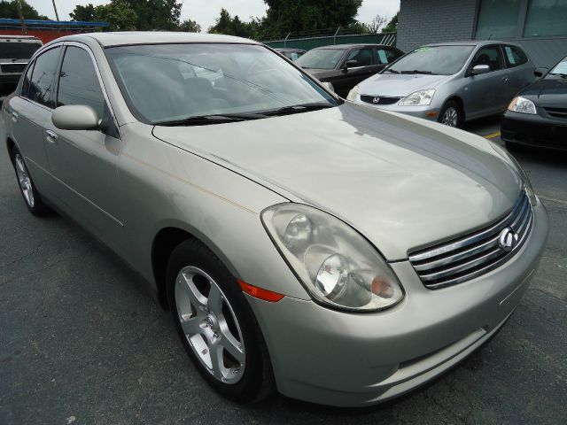 Infiniti G35 2003 photo 2