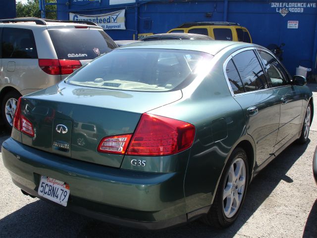 Infiniti G35 2003 photo 2