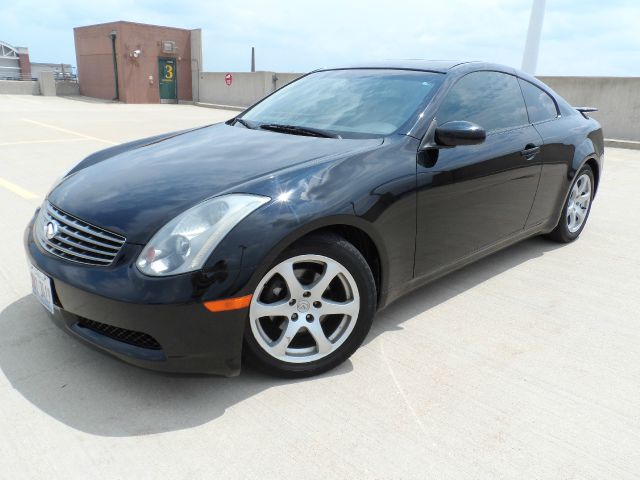 Infiniti G35 2003 photo 2