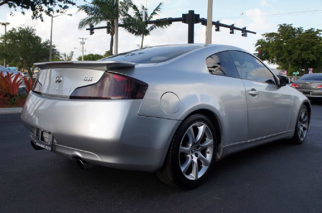 Infiniti G35 2004 photo 6