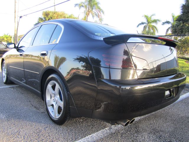 Infiniti G35 2004 photo 2