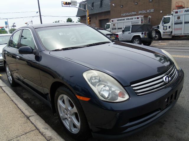 Infiniti G35 2004 photo 10