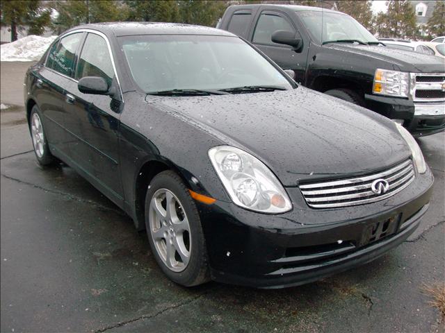 Infiniti G35 2004 photo 2