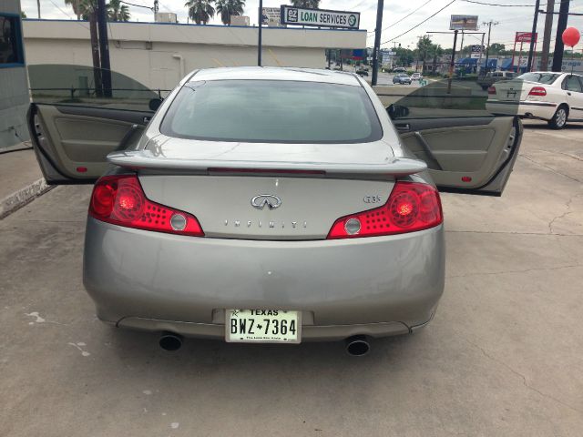 Infiniti G35 2004 photo 21