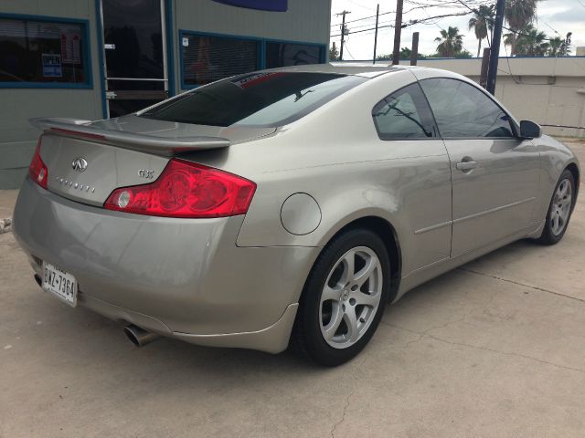 Infiniti G35 2004 photo 22