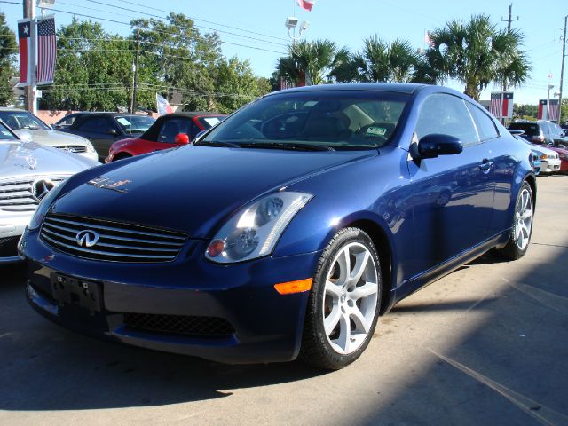 Infiniti G35 2004 photo 2