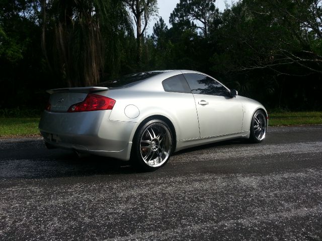 Infiniti G35 2004 photo 14