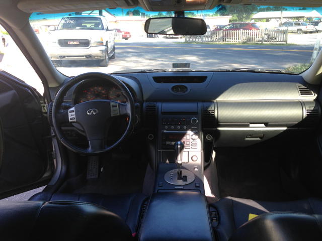 Infiniti G35 2004 photo 1