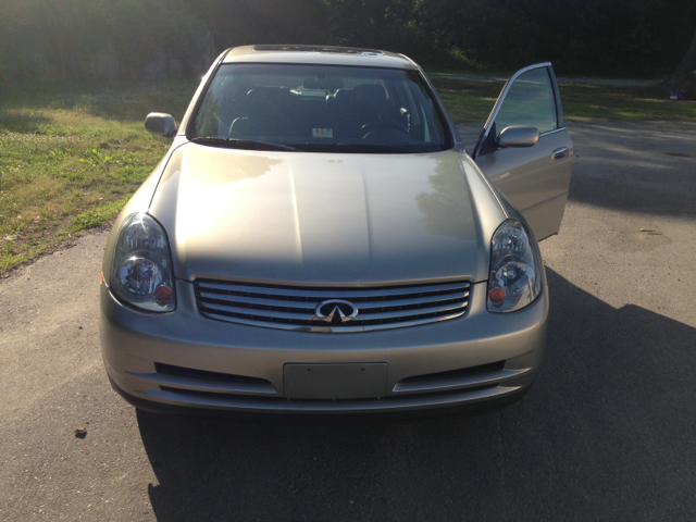 Infiniti G35 2004 photo 3