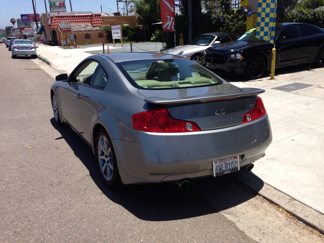 Infiniti G35 2004 photo 2