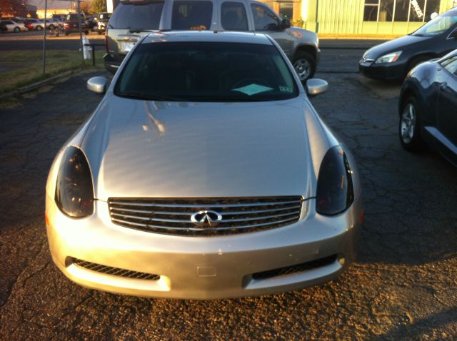 Infiniti G35 2004 photo 3