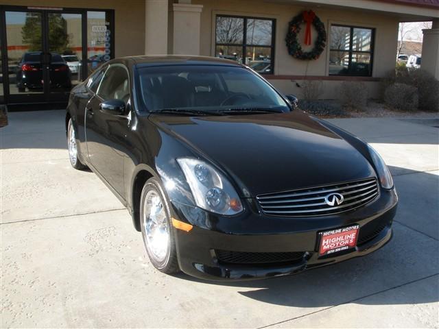 Infiniti G35 2004 photo 1