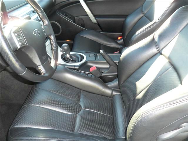 Infiniti G35 2004 photo 3