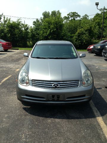 Infiniti G35 2004 photo 4