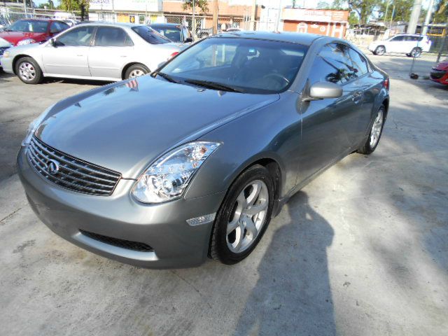 Infiniti G35 2004 photo 3