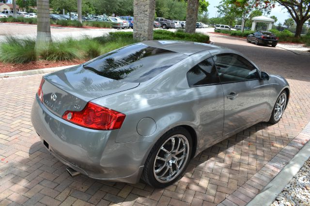 Infiniti G35 2004 photo 21