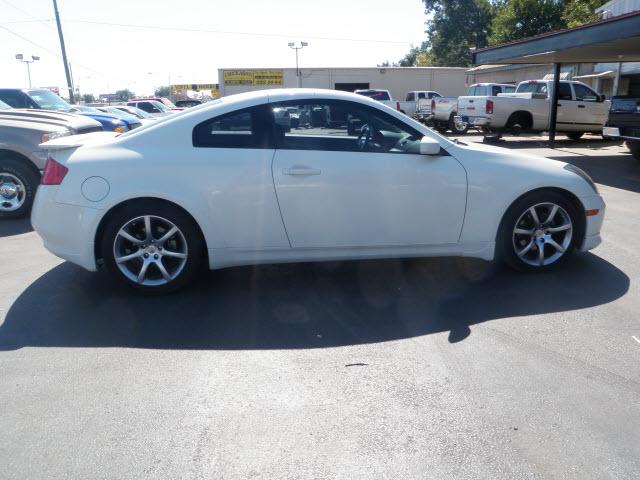 Infiniti G35 2004 photo 1