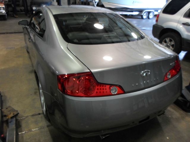 Infiniti G35 2004 photo 1